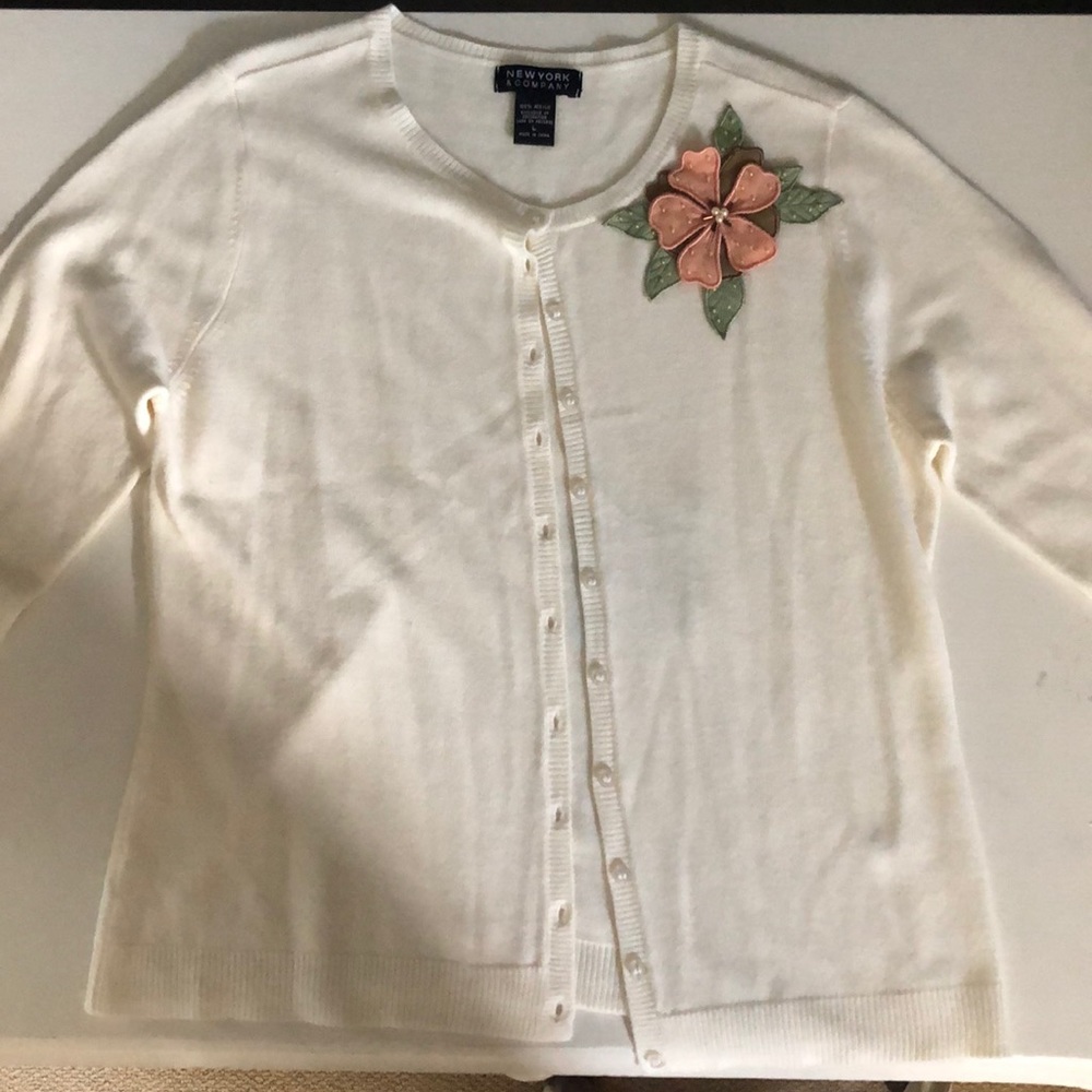 new york & company sweater